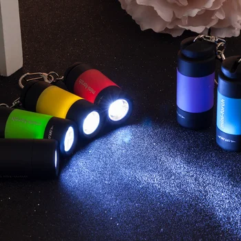 Mini LED Keychain Baterka Otočný Spínač USB Nabíjanie Pocket Torch Nepremokavé Baterky Outdoor Camping, Turistika Jasné Svetlo